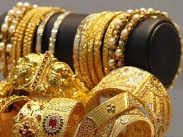 सोना चढ़ा, चांदी में भी उछाल सोना चढ़ा, चांदी में भी उछाल