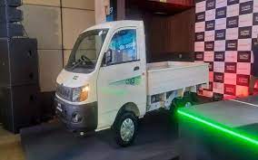 महिंद्रा सुप्रो सीएनजी डुओ के साथ दोहरे ईंधन वाले छोटे वाणिज्यिक वाहन खंड में उतरी