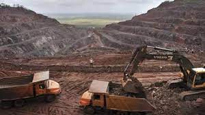 सरकार ने 20 महत्वपूर्ण खनिज ब्लॉकों की नीलामी शुरू की, मूल्य 45,000 करोड़ रुपये सरकार ने 20 महत्वपूर्ण खनिज ब्लॉकों की नीलामी शुरू की, मूल्य 45,000 करोड़ रुपये