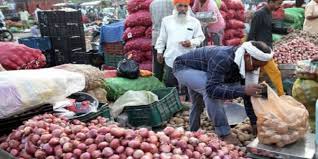 कृषि और ग्रामीण श्रमिकों के लिए खुदरा मुद्रास्फीति में कमी कृषि और ग्रामीण श्रमिकों के लिए खुदरा मुद्रास्फीति में कमी