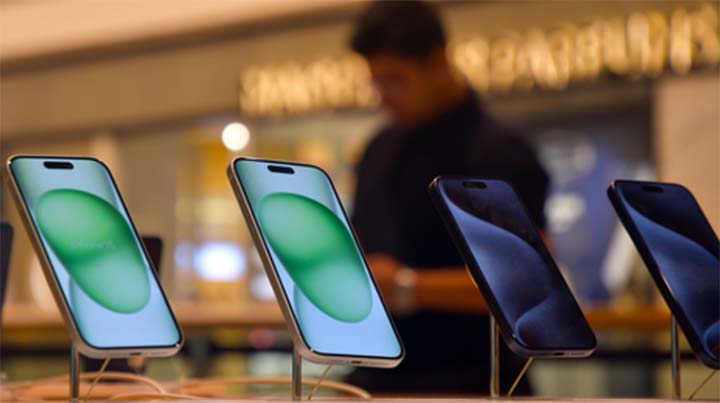 2025 में भारत से सबसे ज्यादा निर्यात किया जाने वाला उत्पाद बना आईफोन 2025 में भारत से सबसे ज्यादा निर्यात किया जाने वाला उत्पाद बना आईफोन