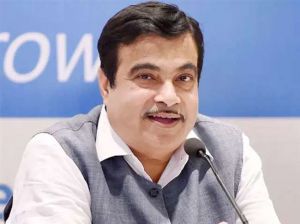 छोटे कारोबारियों की मदद के लिए भूमि बैंक : गडकरी