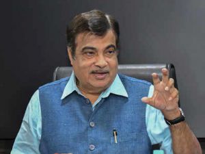    सरकार द्वारा सूक्ष्म, लघु और मध्यम उद्योगों को दी गई राहत से अर्थव्यवस्था में सुधार होगा-गडकरी