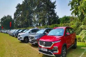    अगस्त में विभिन्न वाहन कंपनियों की बिक्री में दिखा सुधार