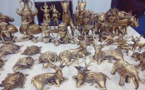 ग्रामोद्योग के आकर्षक शिल्प और उत्पाद अब ऑनलाइन उपलब्ध    