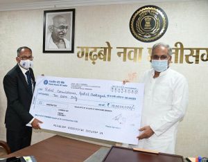  मुख्यमंत्री भूपेश बघेल से एनएमडीसी के सीएमडी ने की सौजन्य मुलाकात