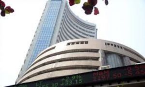  शेयर बाजारों में लगातार चौथे दिन गिरावट, सेंसेक्स 300 अंक लुढ़का
