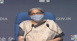  वित्तमंत्री निर्मला सीतारमण ने अर्थव्यवस्था को बढ़ावा देने के लिए 12 मुख्य उपायों की घोषणा की