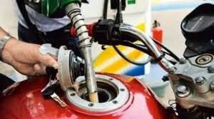   दिल्ली में पहली बार पेट्रोल की कीमत 85 रुपये के पार हुई, मुंबई में 92 रुपये के करीब
