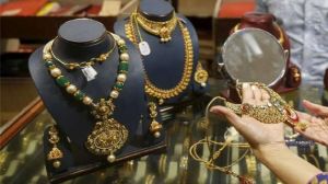  लगातार तीसरे दिन बढ़ी सोने और चांदी की कीमतें