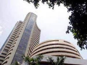  सेंसेक्स, निफ्टी रिकार्ड ऊंचाई पर, आरबीआई की मौद्रिक नीति समीक्षा पर निवेशकों की नजर