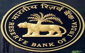   रिजर्व बैंक ने 14 बैंकों पर दिशा-निर्देशों का पालन न करने पर जुर्माना लगाया