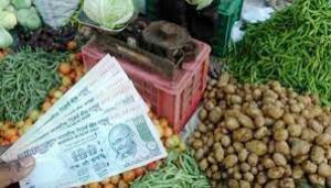 खुदरा मुद्रास्फीति में चार माह की गिरावट का सिलसिला थमा, अक्टूबर में बढ़कर 4.48 प्रतिशत पर