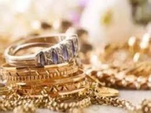 बीते साल भारत का सोने का आयात बढ़कर 1,067 टन पर : जीजेईपीसी