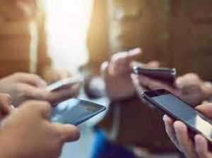  चालू वित्त वर्ष में 43,500 करोड़ रुपये के पार जा सकता है मोबाइल फोन का निर्यात