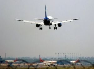 घरेलू हवाईअड्डों पर अंतरराष्ट्रीय यात्रियों की संख्या कोविड-पूर्व के 80- 85 प्रतिशत पर पहुंचेगी