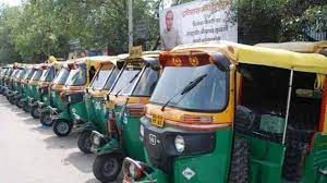 सरकार ने ऑटो-रिक्शा का किराया बढ़ाया