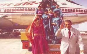 जेआरडी टाटा की पहली उड़ान की 90वीं सालगिरह पर एयर इंडिया एक्सप्रेस ने मनाया जश्न