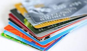 क्रेडिट कार्ड बकाया जनवरी में 29.6 प्रतिशत बढ़कर रिकॉर्ड स्तर पर पहुंचा