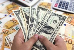 देश का विदेशी मुद्रा भंडार 1.65 अरब डॉलर बढ़कर 586.41 अरब डॉलर पर देश का विदेशी मुद्रा भंडार 1.65 अरब डॉलर बढ़कर 586.41 अरब डॉलर पर