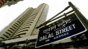  शेयर बाजार ने रचा इतिहास, निवेशकों को एक दिन में मिला 16 लाख करोड़ का तोहफा  