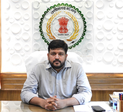 जिले के नवनियुक्त कलेक्टर मलिक ने कार्यभार ग्रहण किया जिले के नवनियुक्त कलेक्टर मलिक ने कार्यभार ग्रहण किया