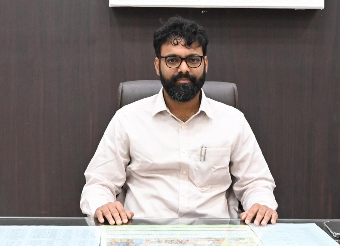 भिलाई में दो अभियंताओं को और मिली पदोन्नति.. कार्यपालन अभियंता संजय बागड़े और संजय अग्रवाल को मिला प्रमोशन भिलाई में दो अभियंताओं को और मिली पदोन्नति.. कार्यपालन अभियंता संजय बागड़े और संजय अग्रवाल को मिला प्रमोशन