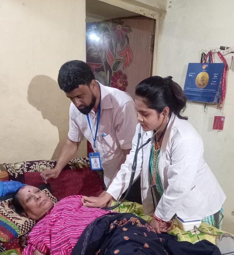 पद्म विभूषण श्रीमती तीजन बाई की स्वास्थ्य स्थिर पद्म विभूषण श्रीमती तीजन बाई की स्वास्थ्य स्थिर