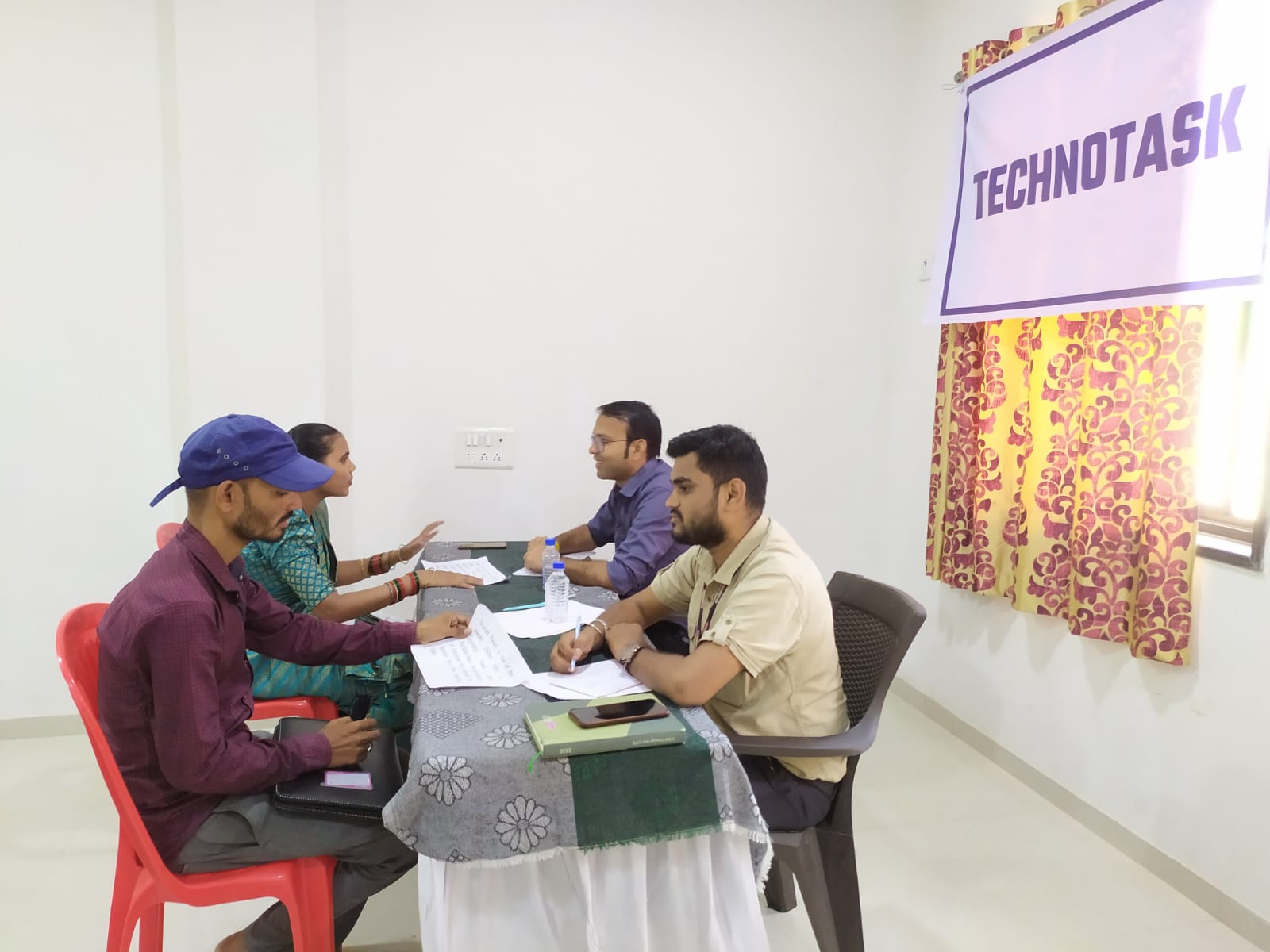 ’गढ़बो भविष्य’ प्लेसमेंट कैंप के पहले दिन 208 हितग्राही हुए शामिल ’गढ़बो भविष्य’ प्लेसमेंट कैंप के पहले दिन 208 हितग्राही हुए शामिल