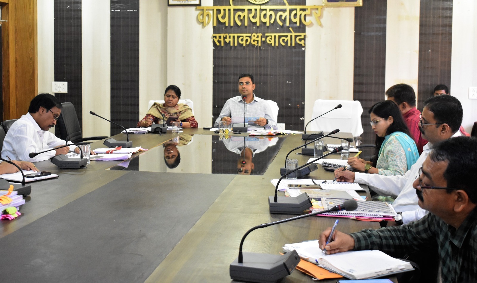 ’हरित बालोद सुपोषित बालोद’ अभियान के अंतर्गत मुनगा एवं पपीता के पौधे का रोपण कराना सुनिश्चित करें: कलेक्टर ’हरित बालोद सुपोषित बालोद’ अभियान के अंतर्गत मुनगा एवं पपीता के पौधे का रोपण कराना सुनिश्चित करें: कलेक्टर