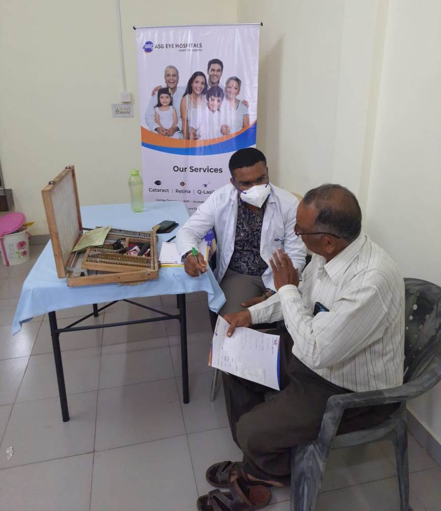 भूतपूर्व सैनिकों एवं उनके आश्रित परिवार हेतु निःशुल्क नेत्र जाँच शिविर आयोजित भूतपूर्व सैनिकों एवं उनके आश्रित परिवार हेतु निःशुल्क नेत्र जाँच शिविर आयोजित