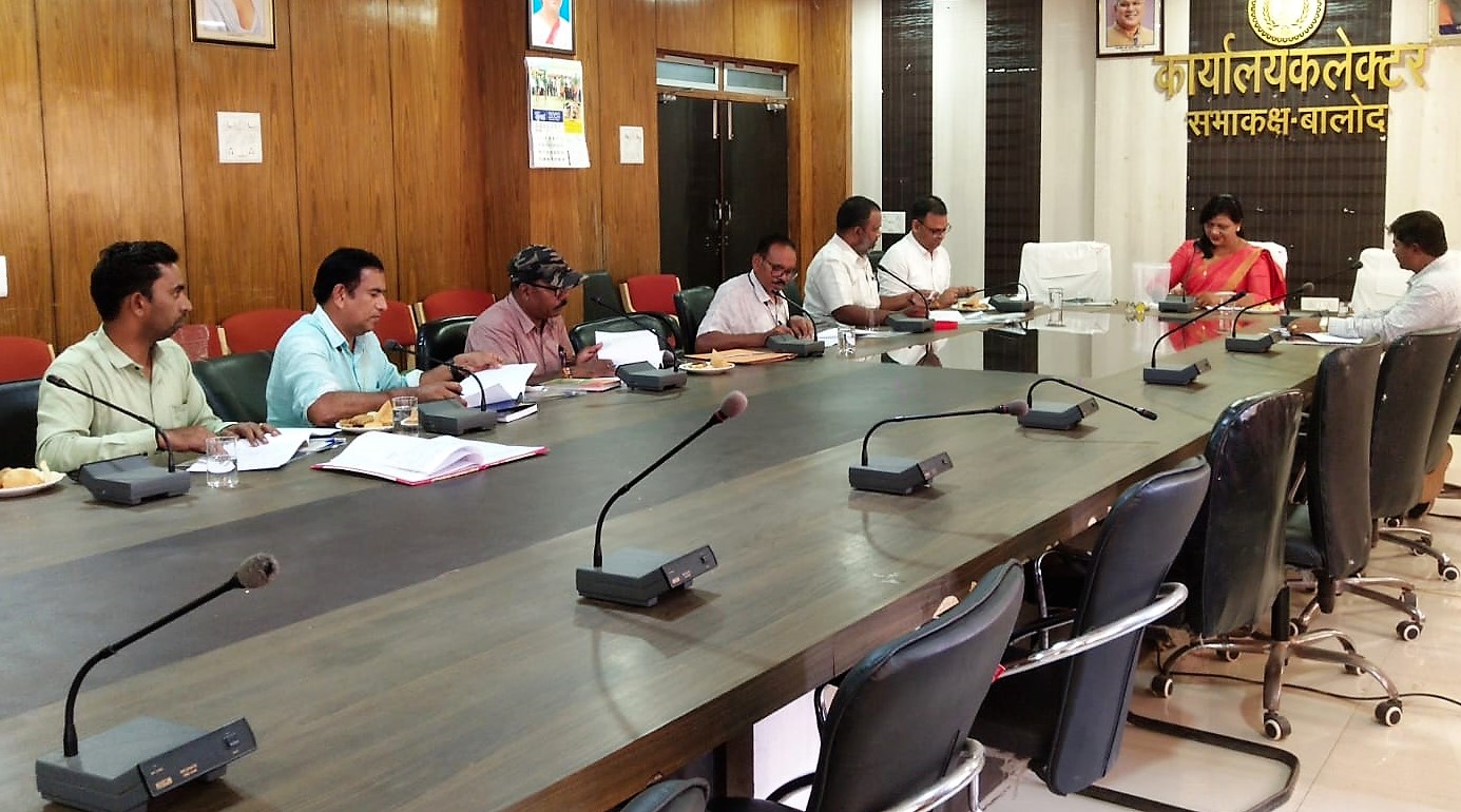 जिला अत्यांवसायी सहकारी समिति के हितग्राहियों के चयन हेतु बैठक संपन्न जिला अत्यांवसायी सहकारी समिति के हितग्राहियों के चयन हेतु बैठक संपन्न