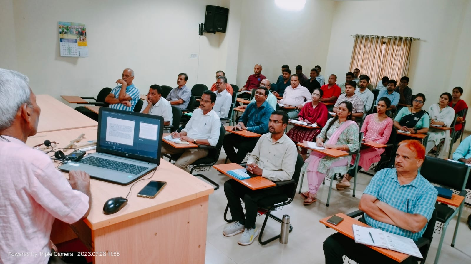 आहार औषधि की तरह हो, नहीं तो औषधि आहार बन जाएगा – डॉ. सीताराम साहू आहार औषधि की तरह हो, नहीं तो औषधि आहार बन जाएगा – डॉ. सीताराम साहू