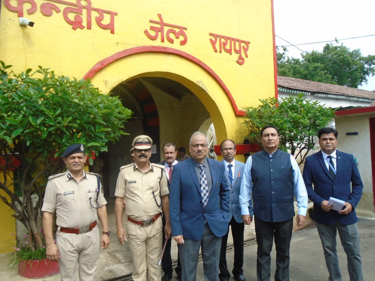 मुख्य न्यायाधीश ने सेंट्रल जेल का किया औचक निरीक्षण मुख्य न्यायाधीश ने सेंट्रल जेल का किया औचक निरीक्षण