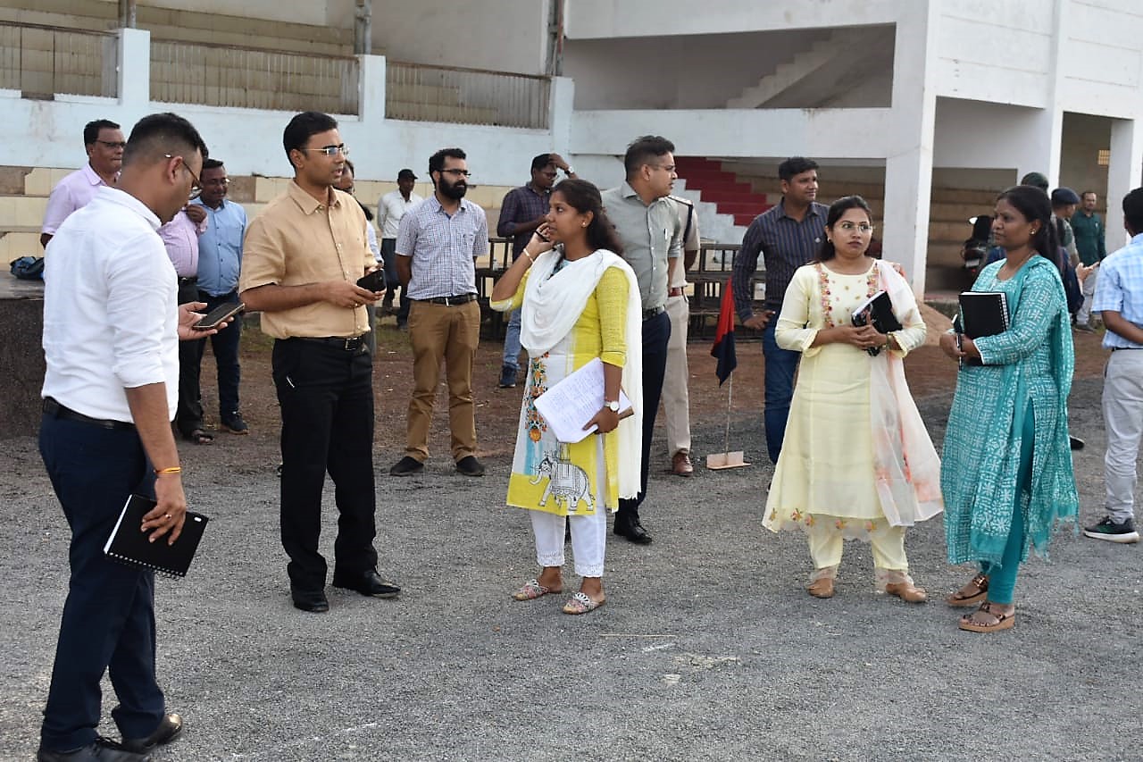 कलेक्टर, पुलिस अधीक्षक ने लिया स्वतंत्रता दिवस समारोह के आयोजन की तैयारियों का जायजा कलेक्टर, पुलिस अधीक्षक ने लिया स्वतंत्रता दिवस समारोह के आयोजन की तैयारियों का जायजा