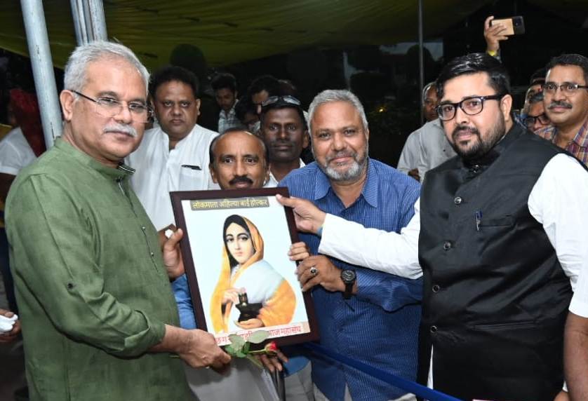 मुख्यमंत्री से झेरिया गड़रिया धनकर समाज के प्रतिनिधिमंडल ने की सौजन्य मुलाकात मुख्यमंत्री से झेरिया गड़रिया धनकर समाज के प्रतिनिधिमंडल ने की सौजन्य मुलाकात