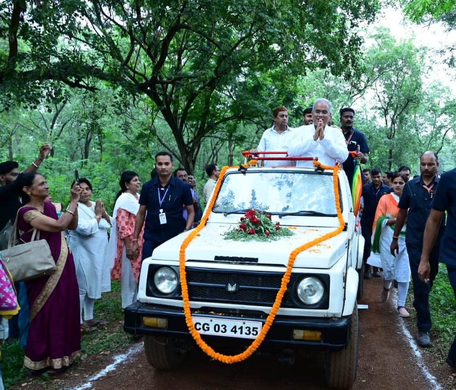 दुर्ग शहर में 300 एकड़ में बना नगरवन तालपुरी, मुख्यमंत्री ने नजारों का लिया लुत्फ दुर्ग शहर में 300 एकड़ में बना नगरवन तालपुरी, मुख्यमंत्री ने नजारों का लिया लुत्फ