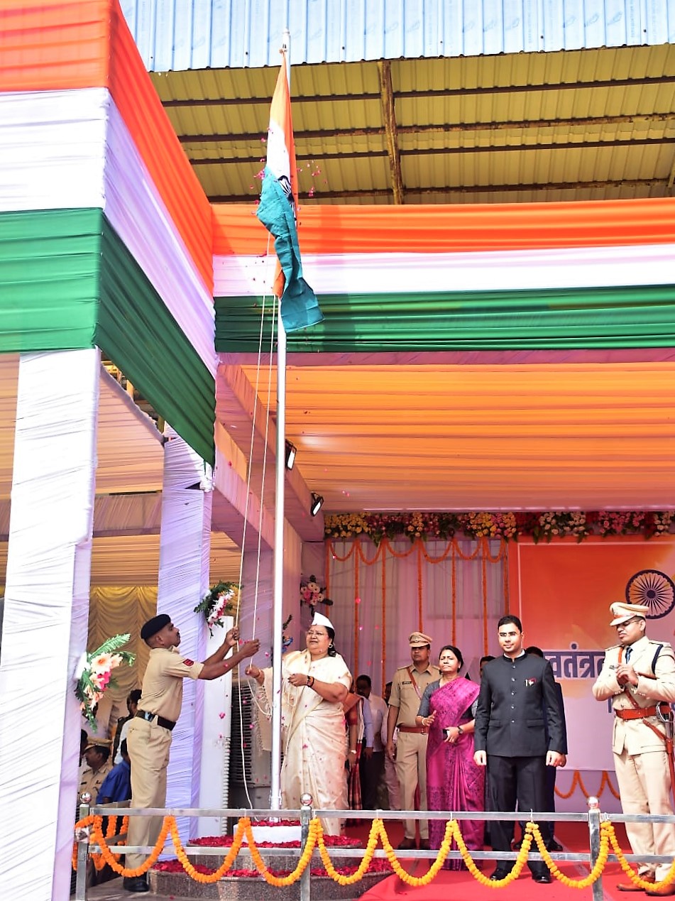 जिला मुख्यालय बालोद में भव्य एवं गरिमामय ढंग से मनाया गया स्वतंत्रता दिवस समारोह जिला मुख्यालय बालोद में भव्य एवं गरिमामय ढंग से मनाया गया स्वतंत्रता दिवस समारोह