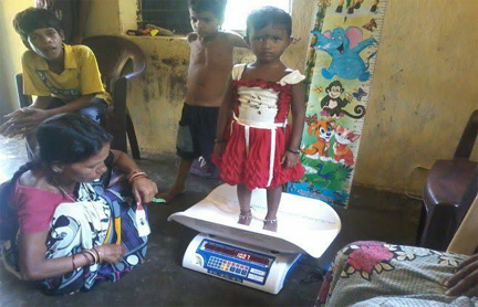 आंगनबाड़ी केंद्रों में अगले माह की पहली तारीख से वजन त्यौहार शुरू आंगनबाड़ी केंद्रों में अगले माह की पहली तारीख से वजन त्यौहार शुरू