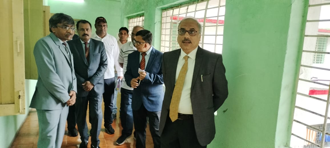 चीफ़ जस्टिस रमेश सिन्हा ने किया बाल संप्रेक्षण गृह व किशोर न्याय बोर्ड भवन का निरीक्षण चीफ़ जस्टिस रमेश सिन्हा ने किया बाल संप्रेक्षण गृह व किशोर न्याय बोर्ड भवन का निरीक्षण