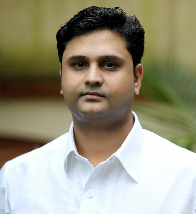 विज्ञान एवं प्रौद्योगिकी मंत्री उमेश पटेल ने चंद्रयान -3 के सफल लैंडिंग के लिए दी बधाई विज्ञान एवं प्रौद्योगिकी मंत्री उमेश पटेल ने चंद्रयान -3 के सफल लैंडिंग के लिए दी बधाई