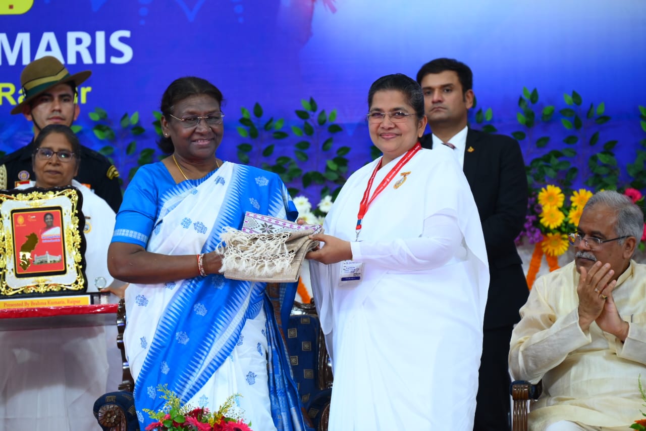 ’छत्तीसगढ़िया सबले बढ़िया’, इस कहावत में है सदियों का सच - राष्ट्रपति ’छत्तीसगढ़िया सबले बढ़िया’, इस कहावत में है सदियों का सच - राष्ट्रपति