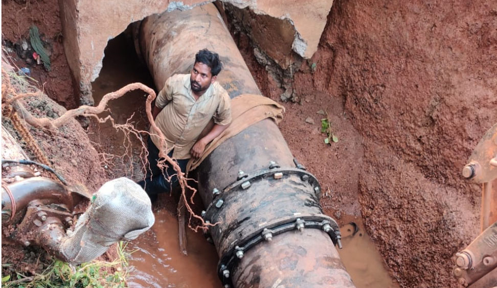 66 एम.एल.डी.फिल्टर का वाल्व सुधरा... शाम को होगी पानी की सप्लाई 66 एम.एल.डी.फिल्टर का वाल्व सुधरा... शाम को होगी पानी की सप्लाई