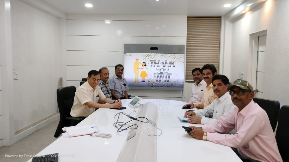 बिजली कर्मियों को जागरूक करने दो लघु फिल्मों का एमडी ने किया विमोचन बिजली कर्मियों को जागरूक करने दो लघु फिल्मों का एमडी ने किया विमोचन