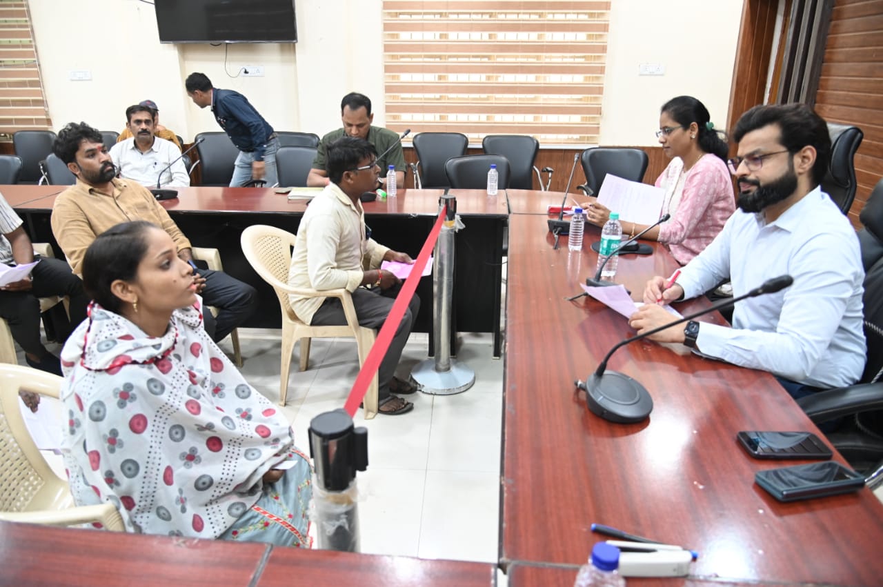 दिव्यांग ने कम्प्यूटर कोर्स की पढ़ाई हेतु सहयोग राशि के लिए दिया आवेदन दिव्यांग ने कम्प्यूटर कोर्स की पढ़ाई हेतु सहयोग राशि के लिए दिया आवेदन