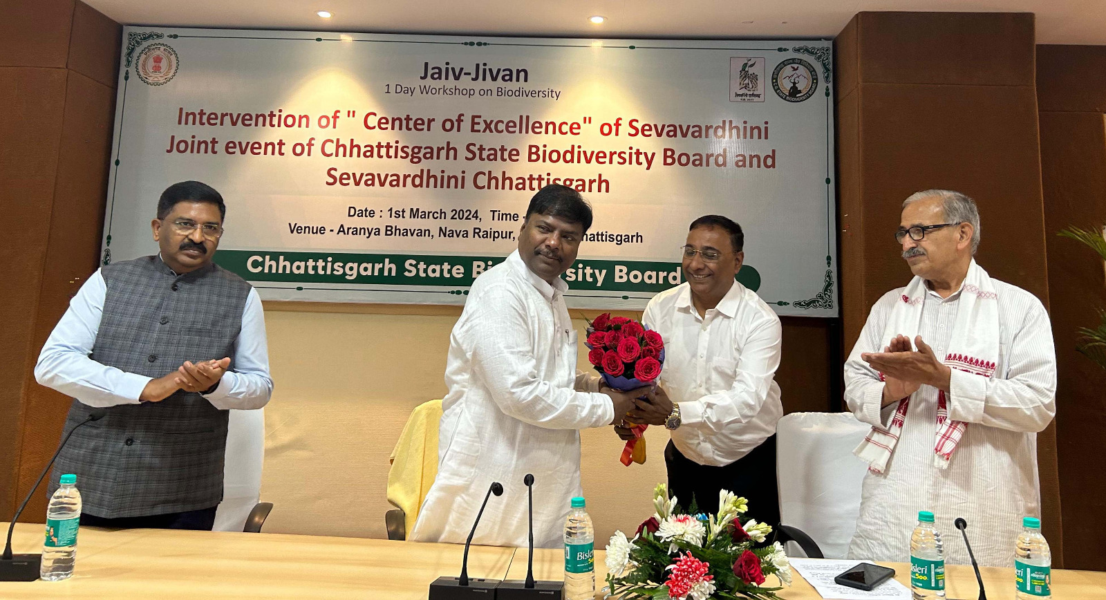 छत्तीसगढ़ जैव विविधता से पूर्ण राज्य, वनों और वन्य जीवों के संरक्षण में जनजाति समाज की अहम भूमिका: मंत्री केदार कश्यप छत्तीसगढ़ जैव विविधता से पूर्ण राज्य, वनों और वन्य जीवों के संरक्षण में जनजाति समाज की अहम भूमिका: मंत्री केदार कश्यप