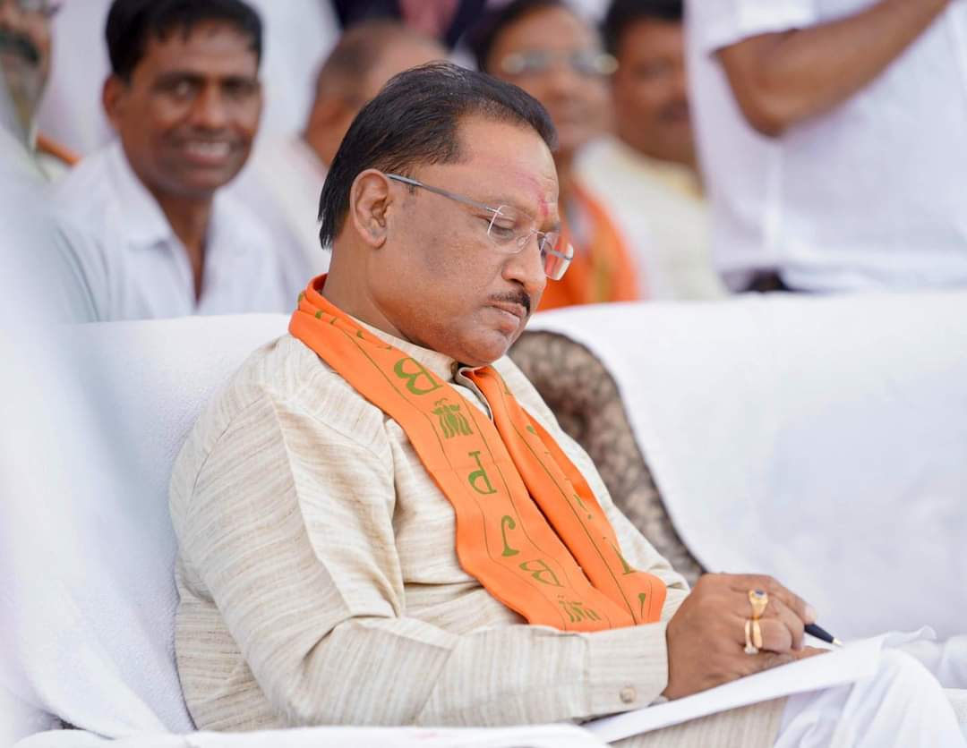 अमित शाह का एडिटेड वीडियो वायरल करने पर मुख्यमंत्री साय ने कहा - ऐसी हरकतें बर्दाश्त नहीं अमित शाह का एडिटेड वीडियो वायरल करने पर मुख्यमंत्री साय ने कहा - ऐसी हरकतें बर्दाश्त नहीं