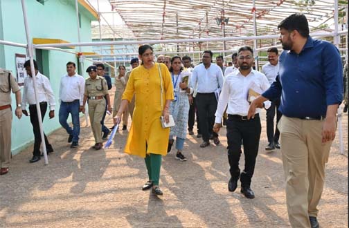 मुख्य निर्वाचन पदाधिकारी ने मतगणना के लिए स्ट्रांग रूम एवं मतगणना कक्ष पहुंचकर लिया तैयारियों का जायजा मुख्य निर्वाचन पदाधिकारी ने मतगणना के लिए स्ट्रांग रूम एवं मतगणना कक्ष पहुंचकर लिया तैयारियों का जायजा