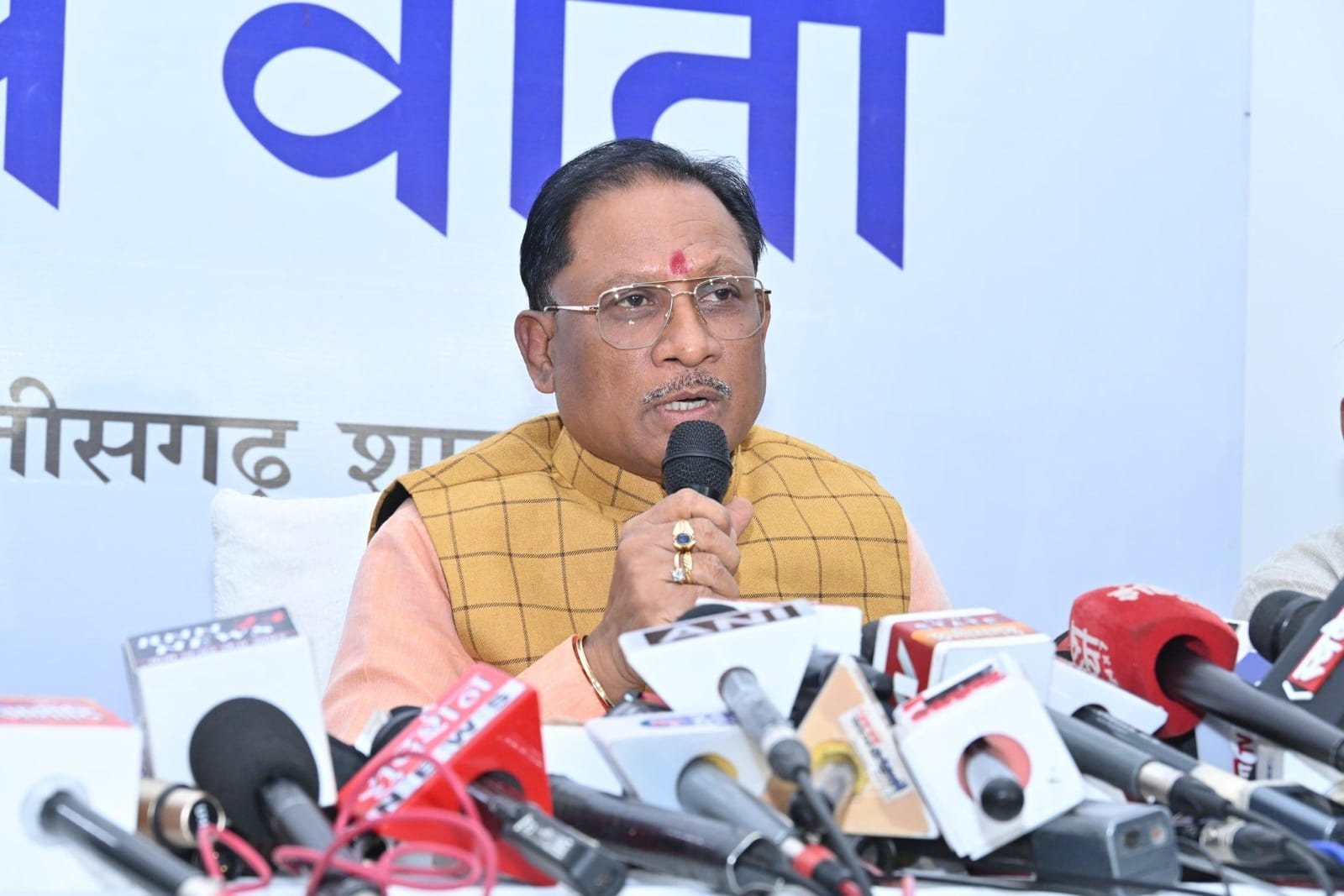 बारूद फैक्ट्री में हुए विस्फोट मामले की होगी दंडाधिकारी जांच बारूद फैक्ट्री में हुए विस्फोट मामले की होगी दंडाधिकारी जांच