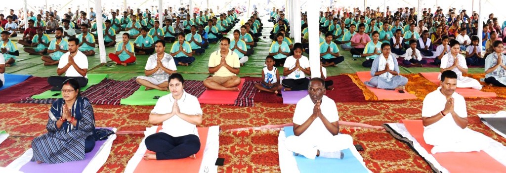 प्रतिदिन योग करने का दिया संदेश : विधायक श्रीमती पैंकरा प्रतिदिन योग करने का दिया संदेश : विधायक श्रीमती पैंकरा